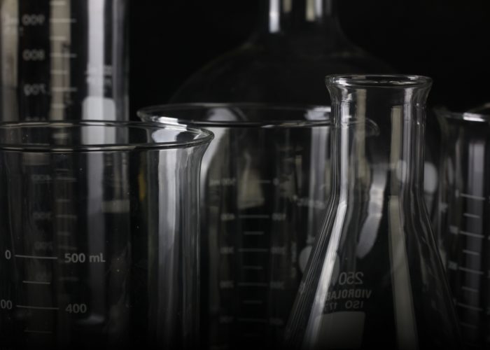 beaker-biology-chemical-1366942